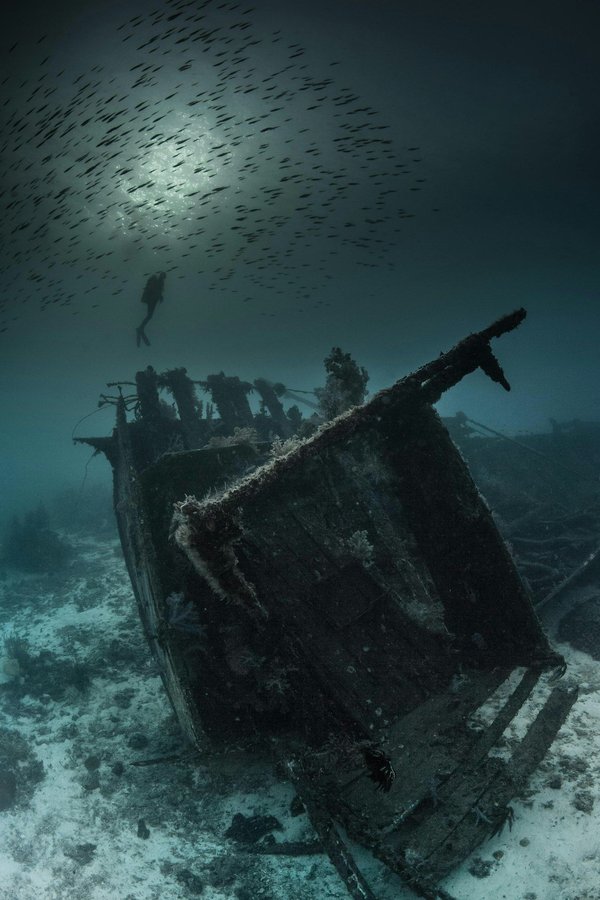 Which UK landmarks offer the most detailed tours on the history of British shipwrecks?